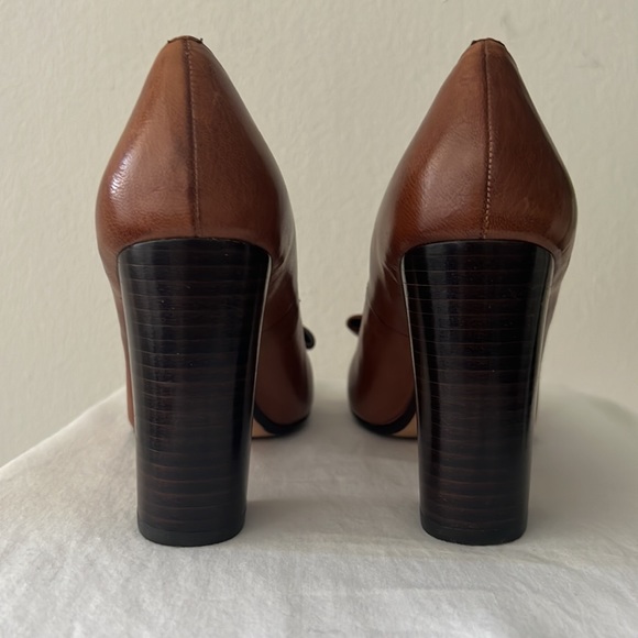 Max Studio All Leather Heels - Picture 3 of 8